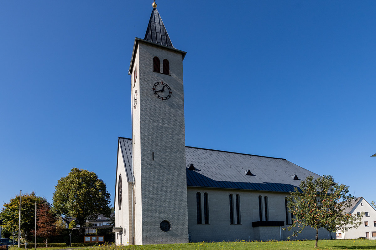 St. Marien, Altenhof 